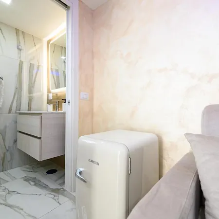 Apartament La Magnifica Gold House Neapol